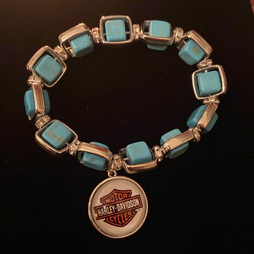 - HD Turquoise Beaded Bracelet